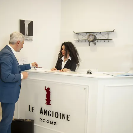 Le Angioine Bed and breakfast Nápoles
