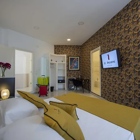 Le Angioine Bed and breakfast