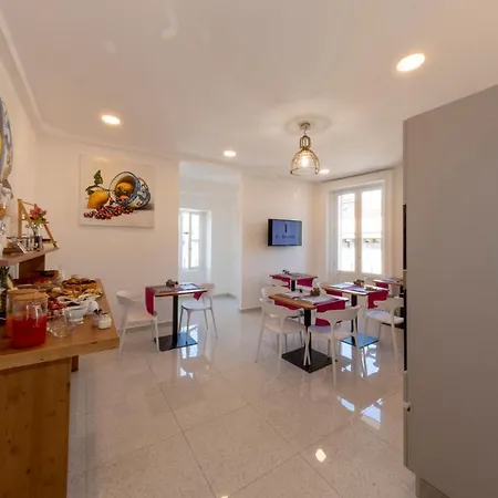 Bed & Breakfast Le Angioine Naples