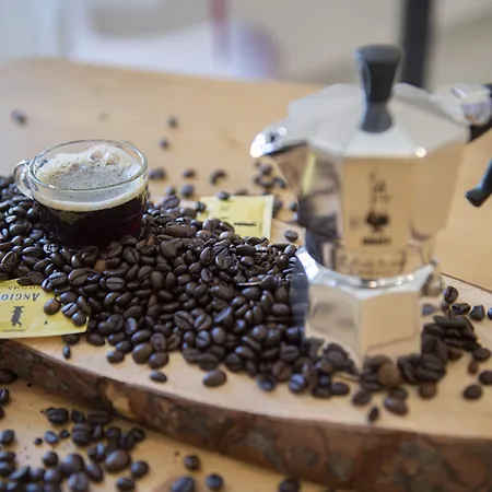 Alojamento de Acomodação e Pequeno-almoço Le Angioine 3*