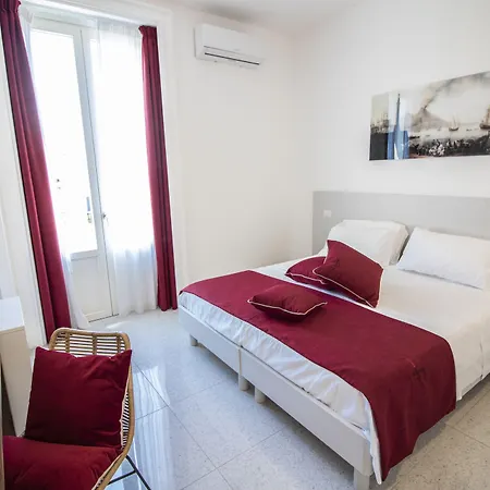 Le Angioine 4* نابولي