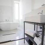 Oda ve Kahvaltı Le Angioine Napoli