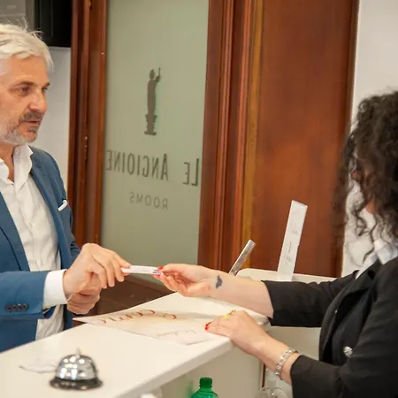 Le Angioine Bed and Breakfast Νάπολη