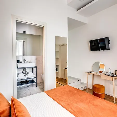 Bed and Breakfast Le Angioine 4*
