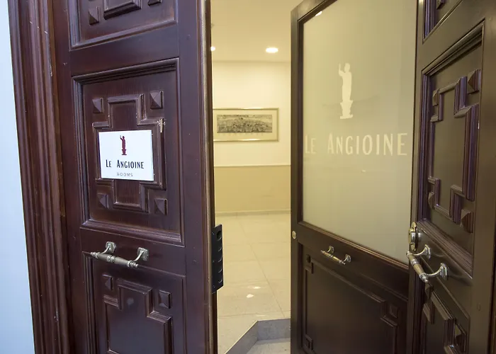 Bed and Breakfast Le Angioine 3*